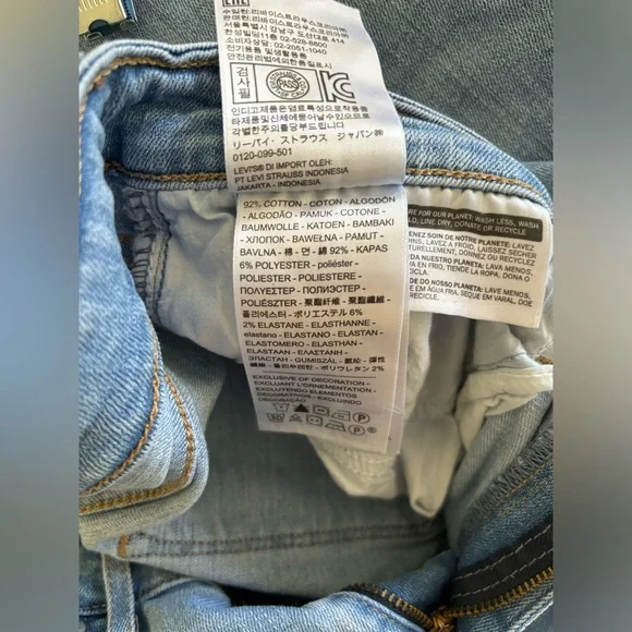 Size 30 Levi’s 721 high rise skinny jeans in EUC. Lovely light wash👖 👠 - Picture 5 of 5